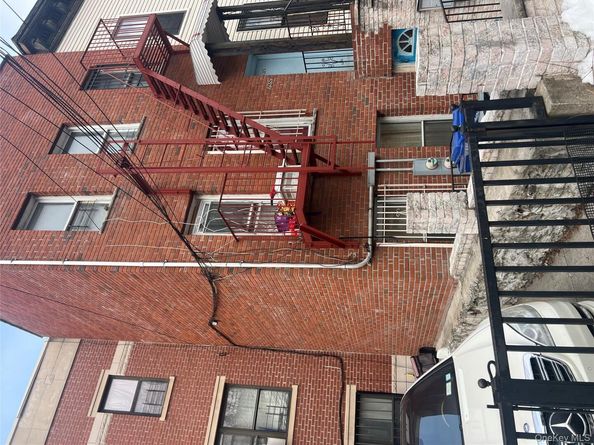 635 Eagle Avenue, Bronx NY 10455