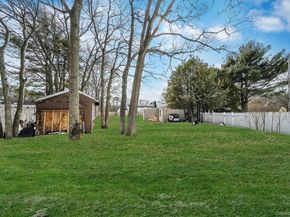 3 Timber Trail Lane, Medford NY 11763