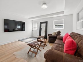 31 Priory Lane, Pelham NY 10803