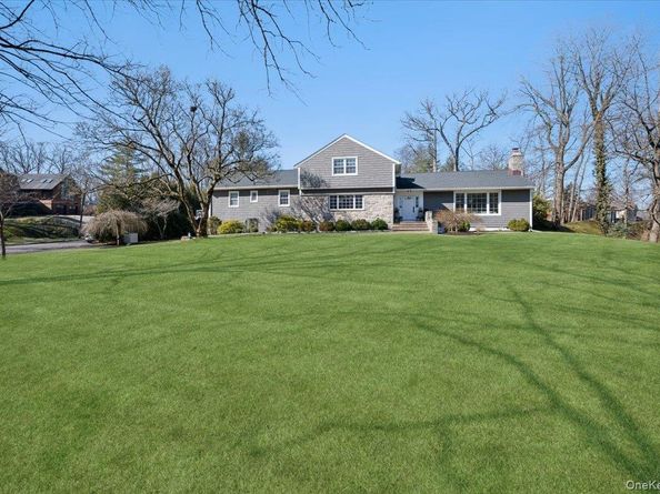 31 Priory Lane, Pelham NY 10803