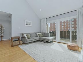 379 W Broadway B, Long Beach NY 11561