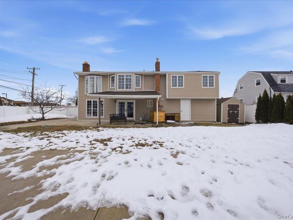 101 Jetmore Place, Massapequa NY 11758