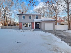 2 Cheshire Drive, Farmingville NY 11738