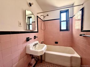 112-50 Northern Boulevard 1A, Corona NY 11368