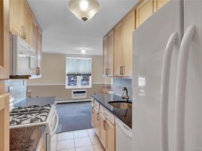 54-44 Little Neck Parkway 4S, Little Neck NY 11362