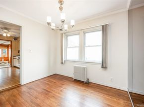 124 Greystone Road, Rockville Centre NY 11570