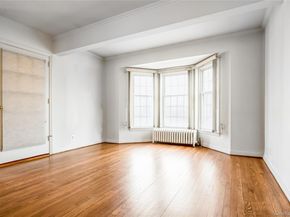 124 Greystone Road, Rockville Centre NY 11570