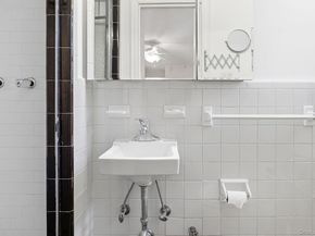 601 Pelham Parkway N 106, Bronx NY 10467