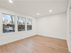 5 Poplar Drive, Smithtown NY 11787