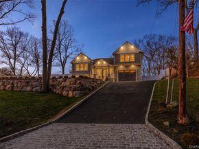 5 Poplar Drive, Smithtown NY 11787