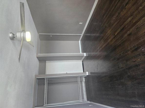 833 Central Avenue 6G, Far Rockaway NY 11691