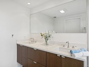 21 S Fulton Drive 29, Montauk NY 11954
