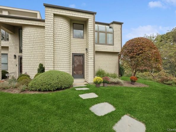 21 S Fulton Drive 29, Montauk NY 11954