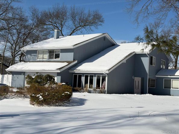 19 Nixon Street, Farmingville NY 11738