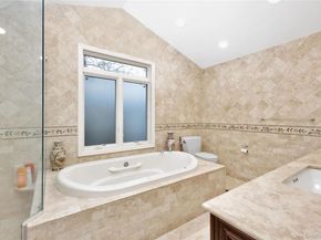 1013 South End, Woodmere NY 11598