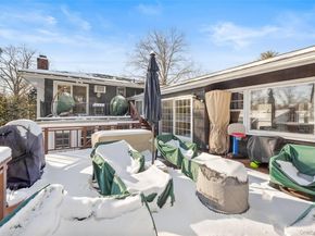 124 Hillandale Drive, New Rochelle NY 10804