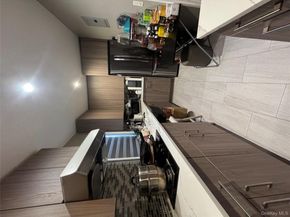 160-24 17th Ave 1, Whitestone NY 11357