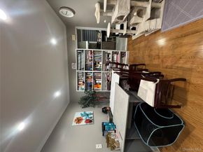 160-24 17th Ave 1, Whitestone NY 11357