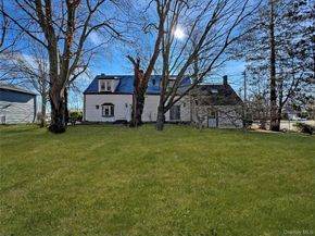 118 Shelter Rock Road, Roslyn NY 11576