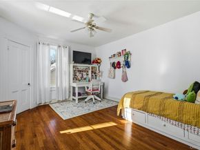 13 Walnut Street, Glen Head NY 11545