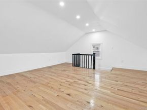 21432 112th Road, Queens Village South NY 11429