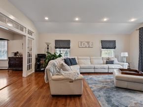 6 Daniel Way, Setauket NY 11733