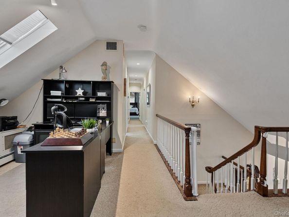 6 Daniel Way, Setauket NY 11733