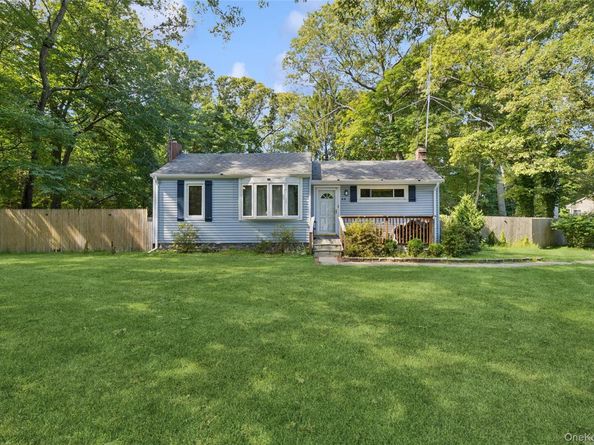 44 S Swezeytown Road, Middle Island NY 11953