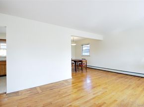 217 Wellington Road S, Garden City South NY 11530