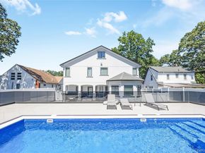 190-22 Nero Avenue, Hollis NY 11423