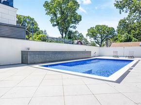 190-22 Nero Avenue, Hollis NY 11423