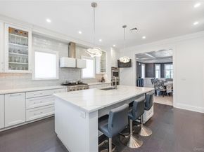 190-22 Nero Avenue, Hollis NY 11423