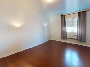 7252 Metropolitan Avenue 3C, Middle Village NY 11379