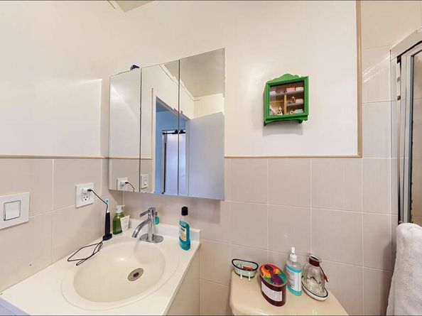7252 Metropolitan Avenue 3C, Middle Village NY 11379
