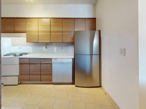 7252 Metropolitan Avenue 3C, Middle Village NY 11379