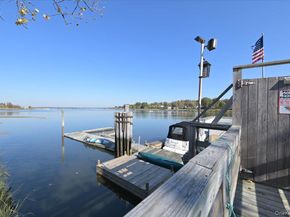 320 E Shore Road C, Great Neck NY 11023