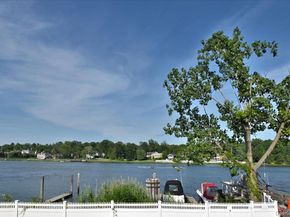 320 E Shore Road C, Great Neck NY 11023