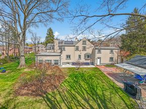 191 Dunwoodie Street, Yonkers NY 10704