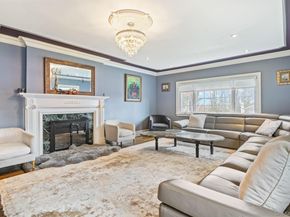 191 Dunwoodie Street, Yonkers NY 10704