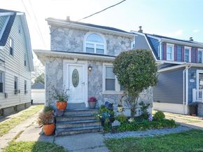 92-40 245th Street, Floral Park NY 11001