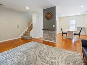 92-40 245th Street, Floral Park NY 11001