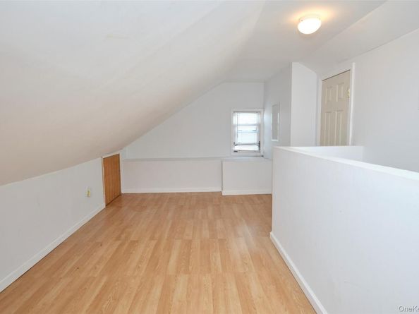 92-40 245th Street, Floral Park NY 11001