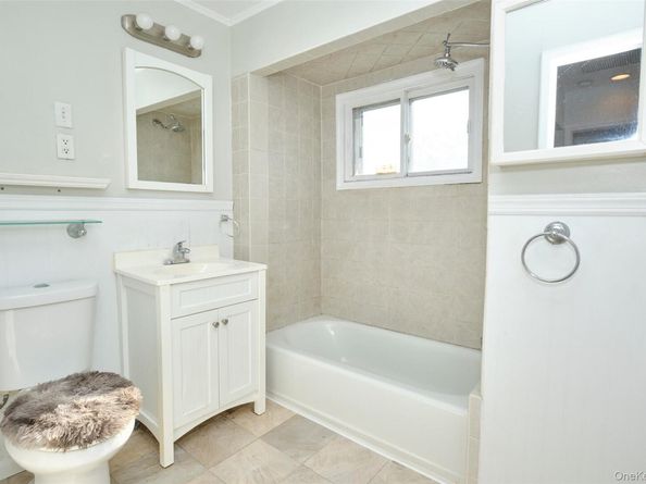92-40 245th Street, Floral Park NY 11001