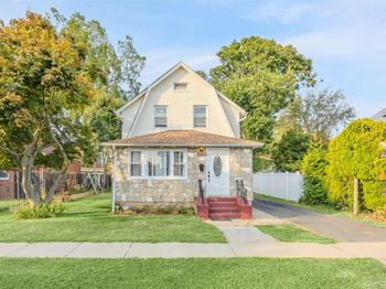 187 Botsford Street