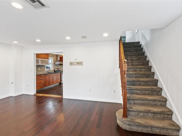 187 Botsford Street, Hempstead NY 11550