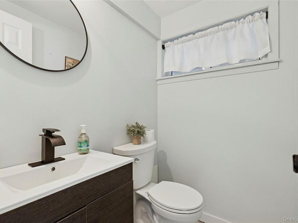 19 Partridge Lane, East Setauket NY 11733