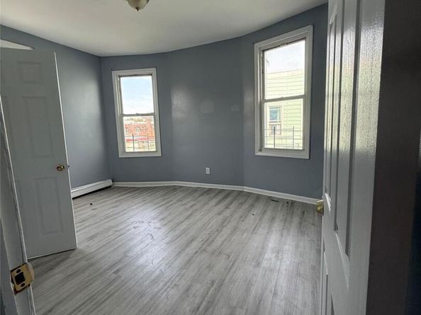 2343 Gleason Avenue, Bronx NY 10462
