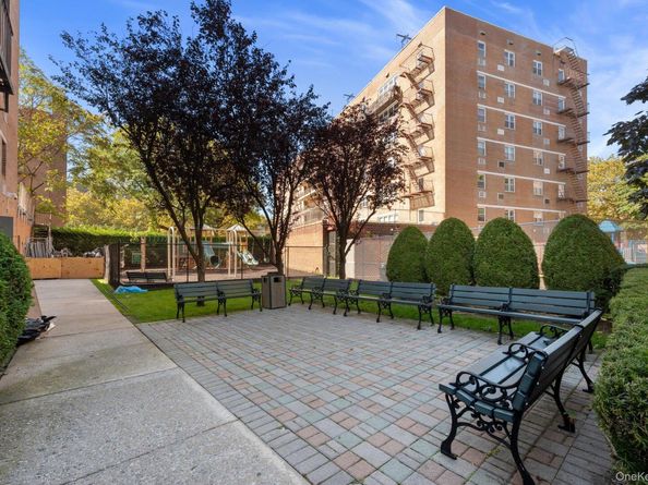 88-25 155 Avenue 2B, Howard Beach NY 11414