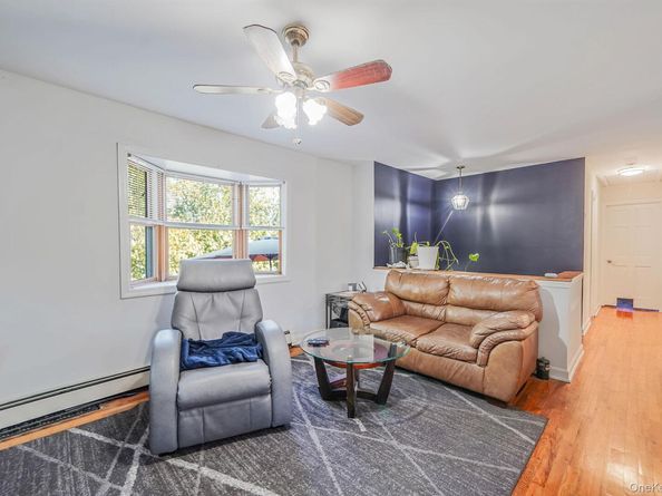 2812 Sipp Avenue, Medford NY 11763