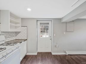 2812 Sipp Avenue, Medford NY 11763